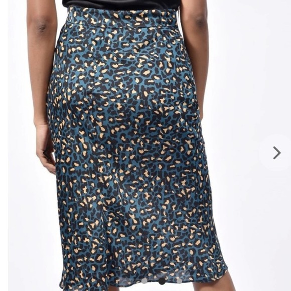 BCBGENERATION stardust cheetah satin midi skirt - Picture 10 of 10